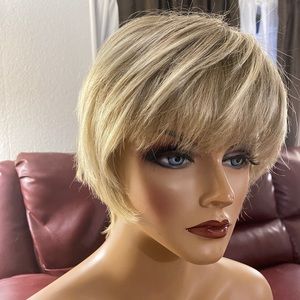Raquel Welch Wig Short Blonde